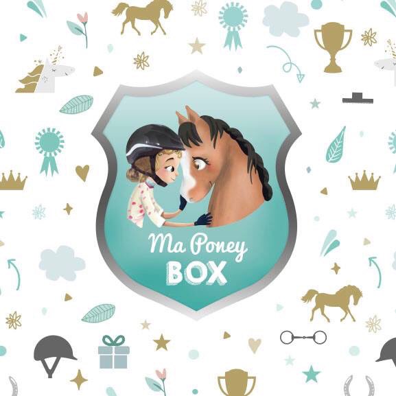 Ma Poney Box ?! C’est quoi ?! 👉 Chaque mois de belles boîtes (#box) remplies de surprises pour les poneys 🐴 & ceux qui les aiment ❤️ ! 

#maponeybox #box #horselife #ponylove #ponykids #cadeau #gift #equestrianbrand #ponybrand #rider #poney #cavalier #surprise #petitcavalier