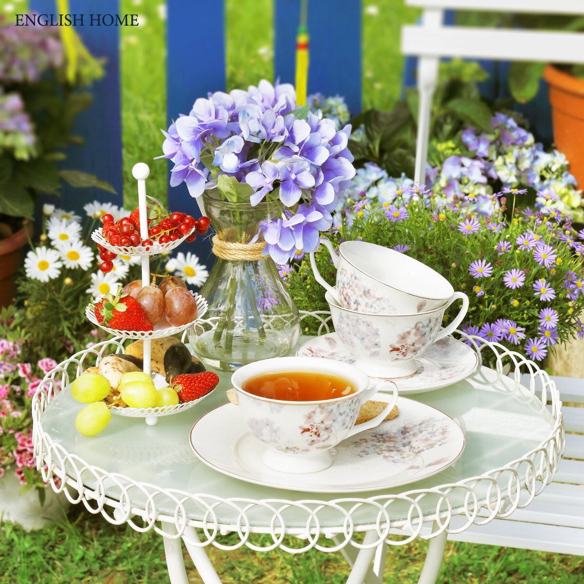 Çay saatlerinize yakışacak mutfak cam ürünlerimizi mağazalarımızda ve englishhome.com'da inceleyin! 🤗😊 Üstelik bu paylaşımı beğenen ve arkadaşını etiketleyen 3 şanslı çiftimize bizden çay takımı hediye! Sonuçlar için 22 Mayıs'ı bekleyin, bol şans🎁 #englishhome #hediye
