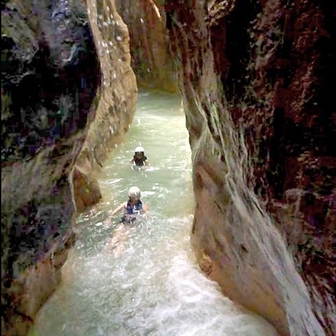 iguanamamatours's tweet photo. Wonder where this channel leads? Join us at the
#27WaterfallsofDamajagua #doit #yaknowyawanna
#AmberCoveShoreExcursions #TainoBayShoreExcursions #LocalResortPickup https://t.co/zM9CfoUZ0H