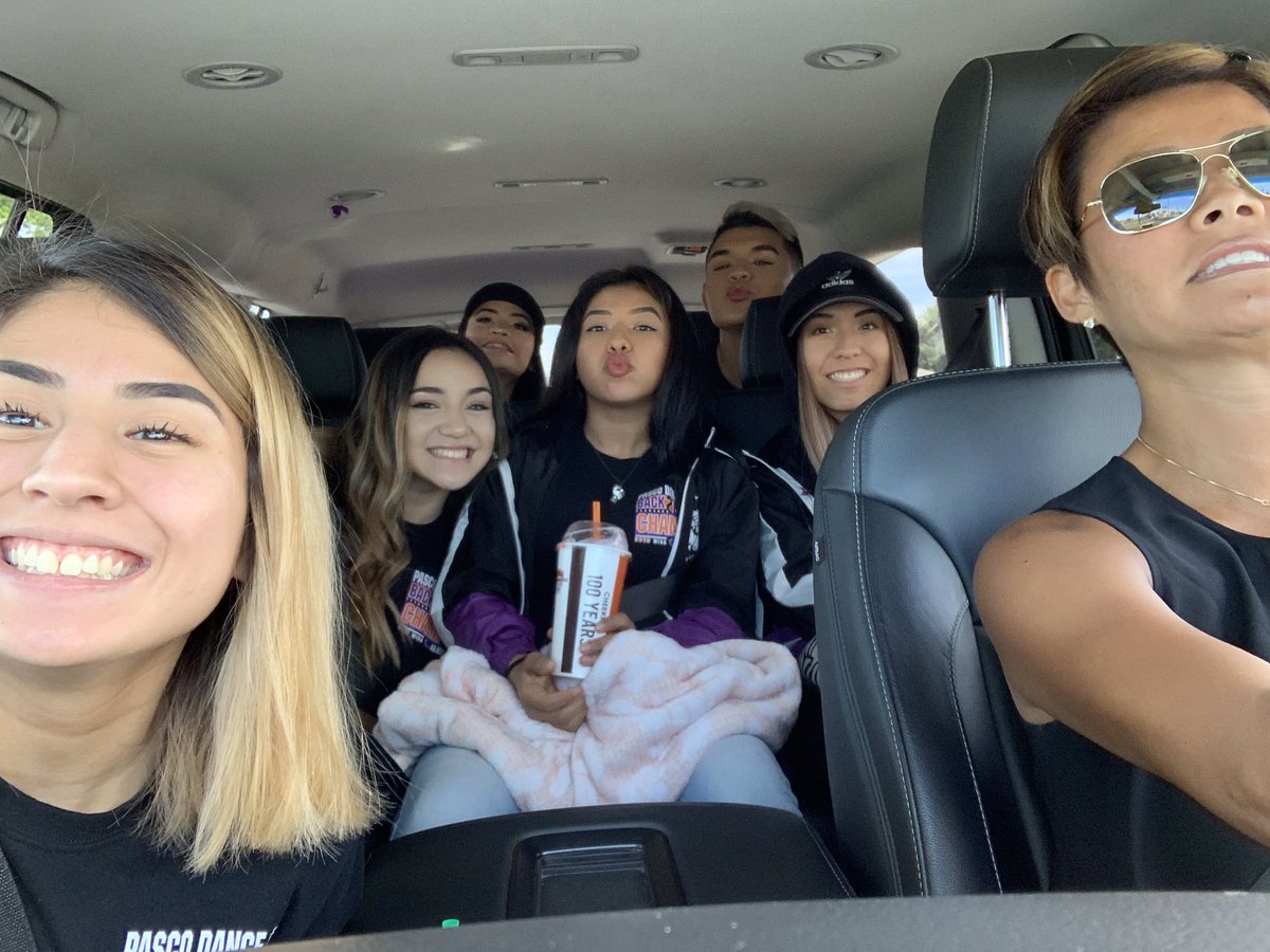 PascoDance's tweet photo. 🏆💜#marinersgame #wintersportstatechamps #schwannabulldogs #roadtrip @PascoDogpound @PascoSD1 @phs_booster @pascoathletics @wiaawa https://t.co/3C2XaTyody