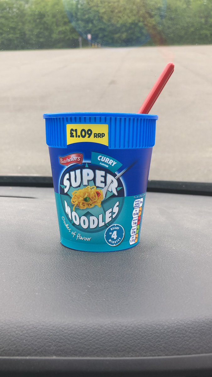 tinyotall's tweet photo. Working weekend with swim safety #myswimsafety #quickandeasyfood #Etonsprints https://t.co/sktogxtcYF
