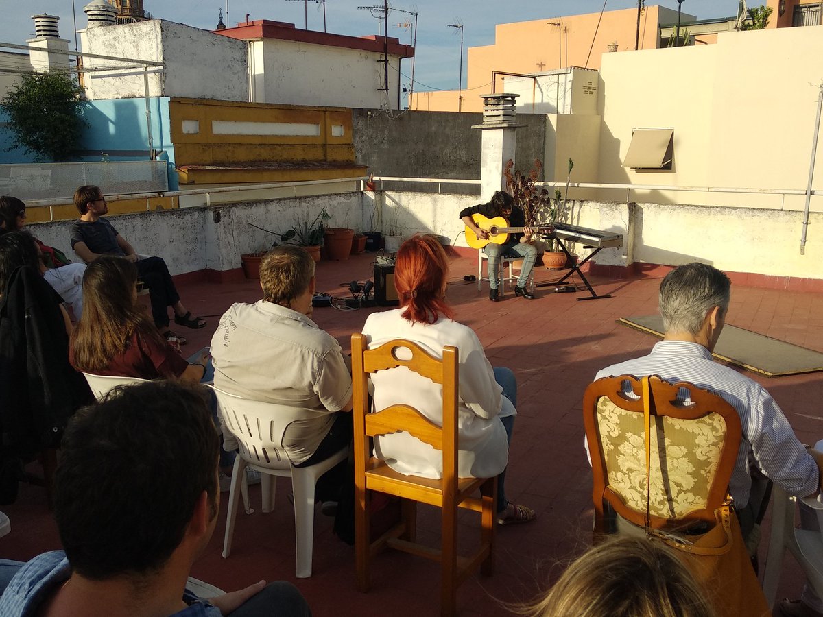 Redetejas tweet media