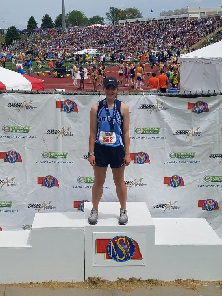 TersenArnold's tweet photo. Congratulations Nicole on earning another State Track medal! #Riders https://t.co/QkZjy1Xrc0