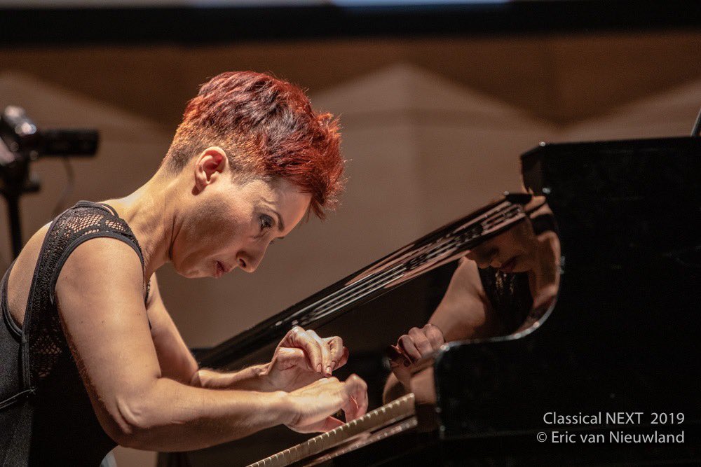 t_dawn_williams's tweet photo. A couple of shots from yesterday's performance @ClassicalNEXT
#music #musician #myoband #piano #cnext2019 #cn2019 #classicalnext #rotterdam #suspensions #makrokosmos #crumb #cowell #musicvideo #electronicmusic #motionsensors #sensor @atautanaka https://t.co/VpmzLkz76N