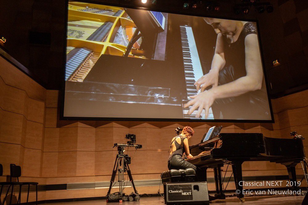 t_dawn_williams's tweet photo. A couple of shots from yesterday's performance @ClassicalNEXT
#music #musician #myoband #piano #cnext2019 #cn2019 #classicalnext #rotterdam #suspensions #makrokosmos #crumb #cowell #musicvideo #electronicmusic #motionsensors #sensor @atautanaka https://t.co/VpmzLkz76N