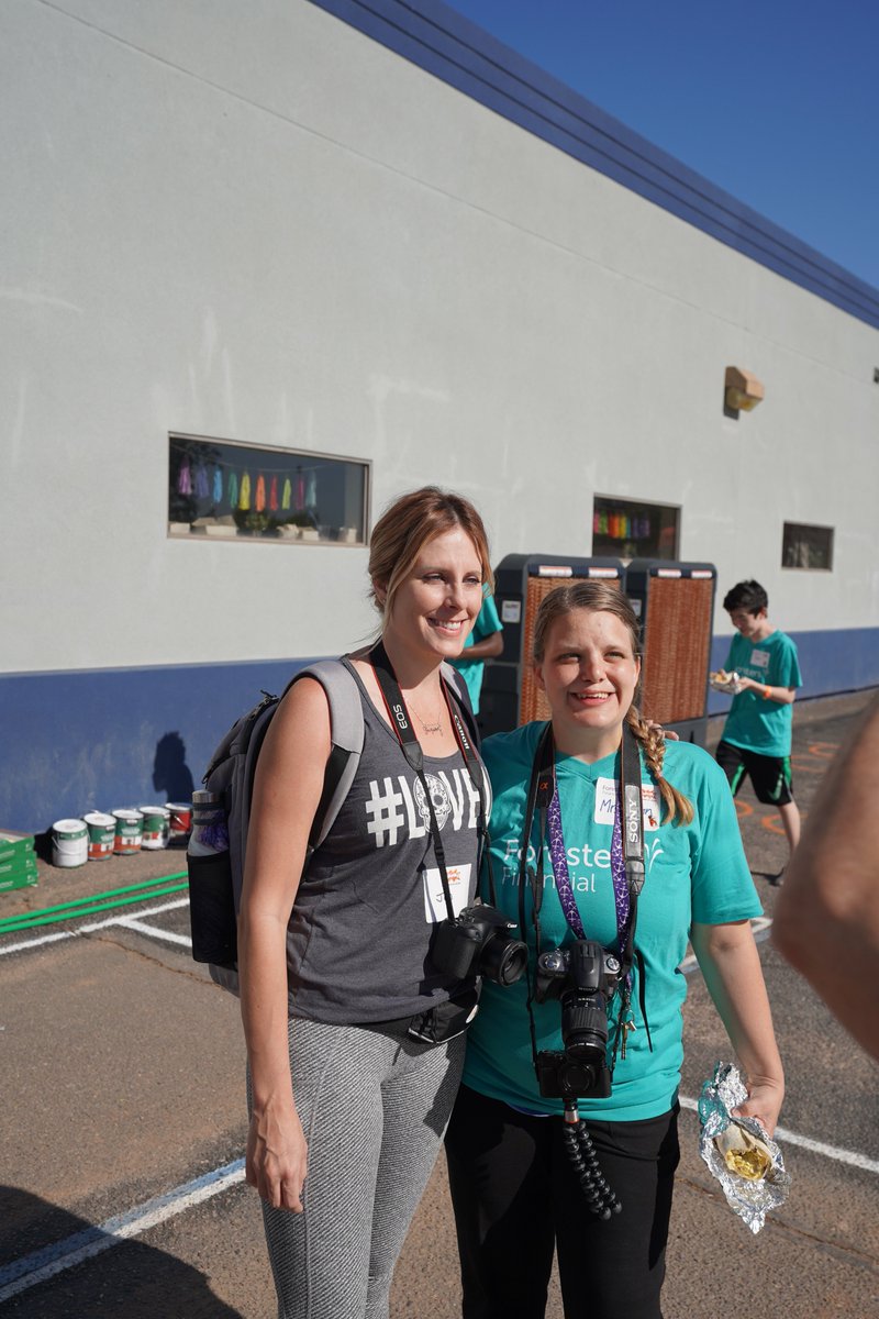 LeonaSchoolsAZ's tweet photo. We are building a playground today with @kaboom . 225+ volunteers are here at @LAAbulldogs to help build a playground with help of @Foresters .Thank you @johnjayandrich for helping with all the support! Check back for updates #playmatters https://t.co/adPN73toOy