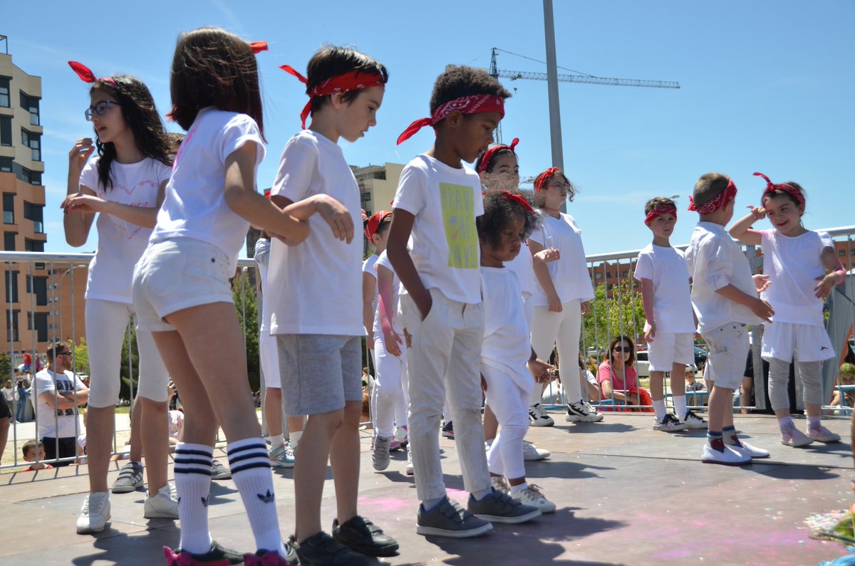 StudioArkania's tweet photo. #FiestasDeLaPrimavera 2019 💗
#Vallekas #CandyCrewFamily #ArkaniaStudio https://t.co/OTbt5aCGVR