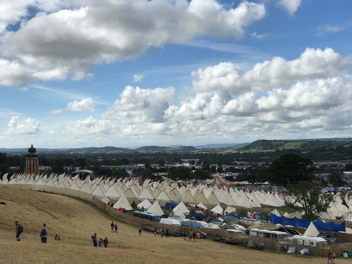 SharpeofPilton's tweet photo. Another favorite pic from the hot one...! Look at that sky... ! #sighs #bestviewintheworld #glastonbury #makeitadryoneplease #glastophotooftheday https://t.co/SME90g3ycK