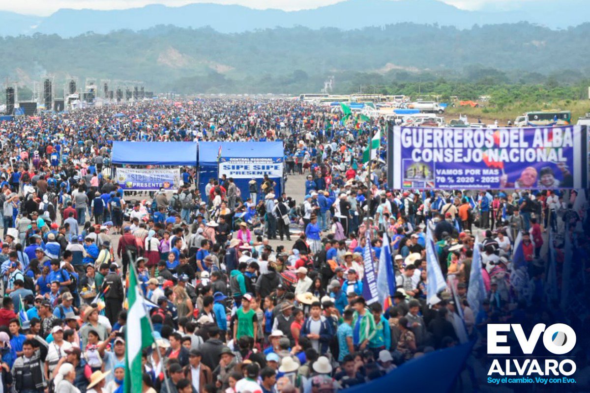 SedCom_Ch's tweet image. -Con @EvoEsPueblo, Bolivia se volvió el país con más crecimiento en América del Sur. ¡Vamos adelante con Evo! #sigamoscambiandojuntos.