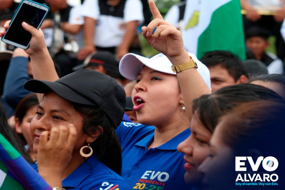 SedCom_Ch's tweet image. El combate contra la desigualdad social promovido por el Gobierno de @EvoEsPueblo logró que Bolivia pasara de un país de bajos ingresos a un país de ingresos medios. #sigamoscambiandojuntos