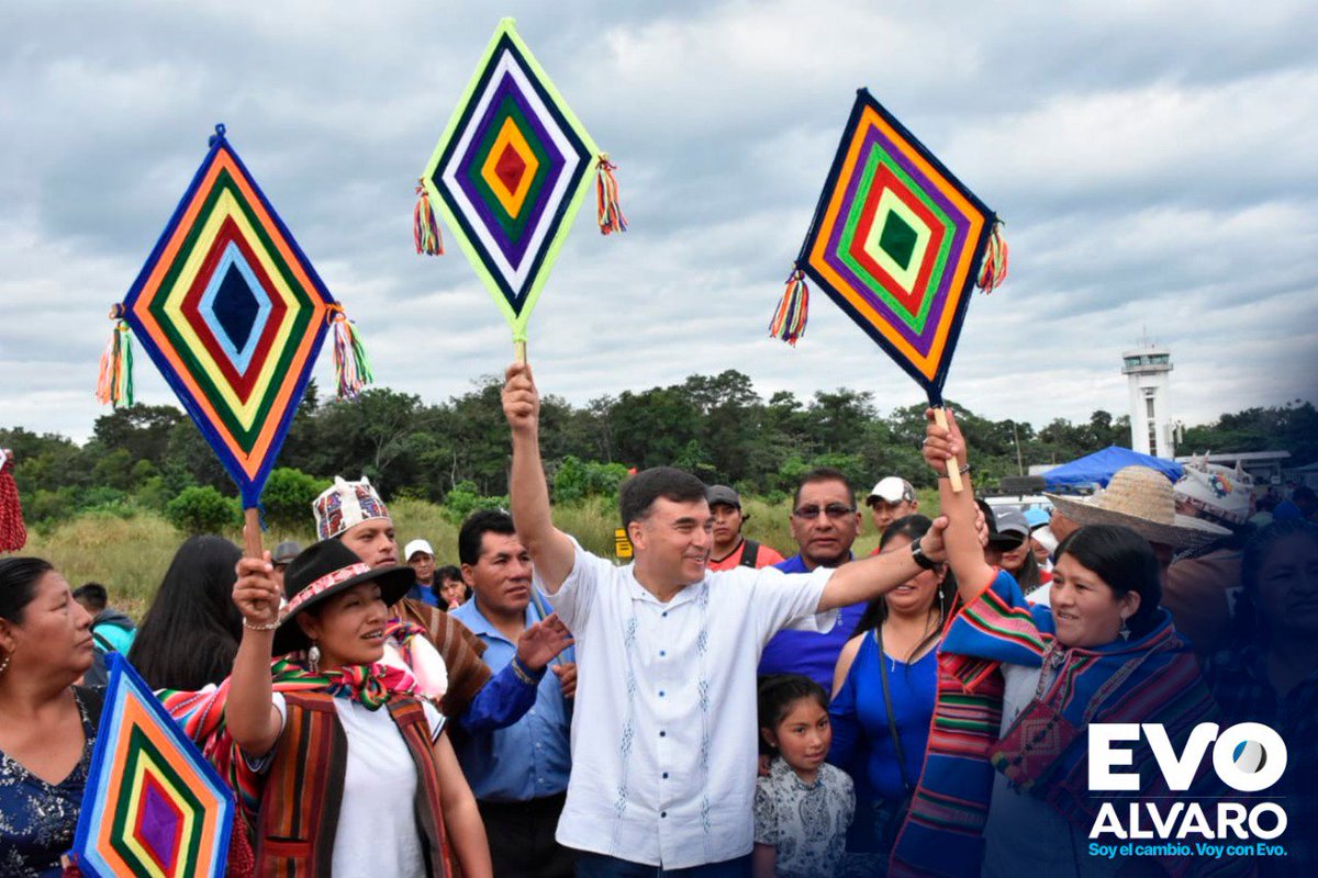 SedCom_Ch's tweet image. El Gobierno de @EvoEsPueblo multiplicó por 4 la economía de Bolivia en 13 años. Hoy tenemos la economía más prospera de América del Sur. 
#sigamoscambiandojuntos.