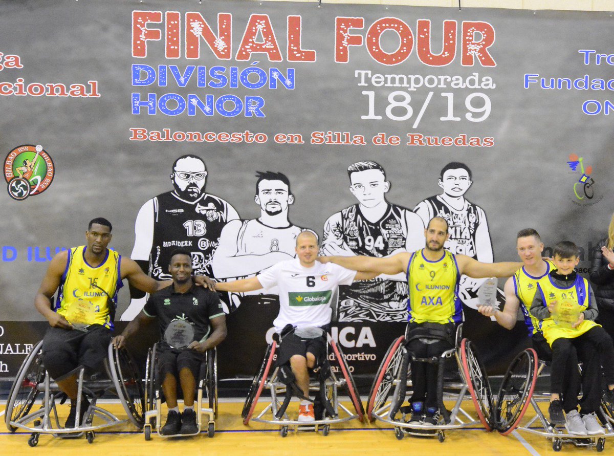 FEDEDDF's tweet photo. Quinteto ideal de la #FinalFourBSR🏀♿️, de izquierda a derecha: Hawkins (Ilunion), Jama (Mideba), Marsh (Amiab Albacete), Alejandro Zarzuela (Ilunion) y Bywater (llunion)👏👏  
#LigaNacionalBSR 🏆 @Fundacion_ONCE https://t.co/5YuUv2gyXY