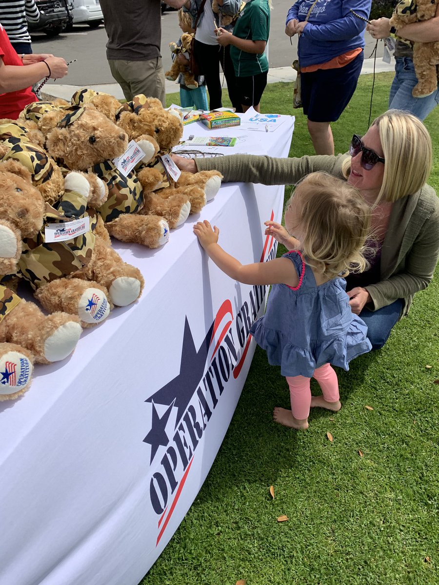 #OperationGratitude had the pleasure of delivering 40 Batallion Buddies to the children of a deployed #NavalSpecialWarfare Unit in Coronado, CA! #ThankYou #MakeEveryMinuteCount