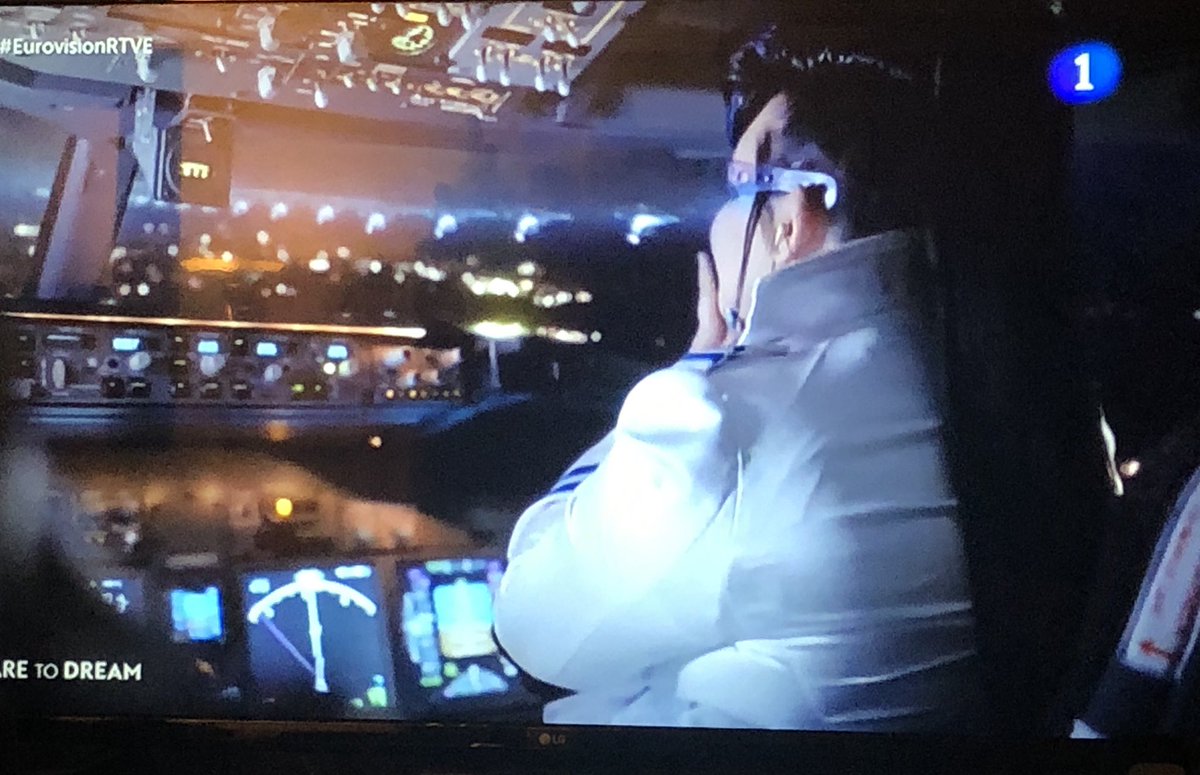 nire711's tweet photo. To’vamoh arrancarlo con altura #EurovisionTelAviv #eurovision https://t.co/5PIgdbeg6M