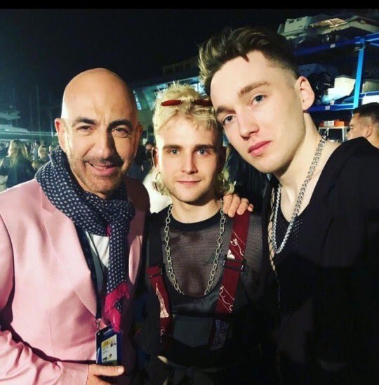 SofiaEurovision's tweet photo. ESC 2019 is over... I will miss to them😔😔. It was an amazing year❤️. I think ESC 2019 was so much friendly (about contestants), this year gave to us this photos👇🏻 😍. Thank you Eurovision for introducing me this new for me musicians😚❤️❤️ 
 #Eurovision https://t.co/fF44tjt79u