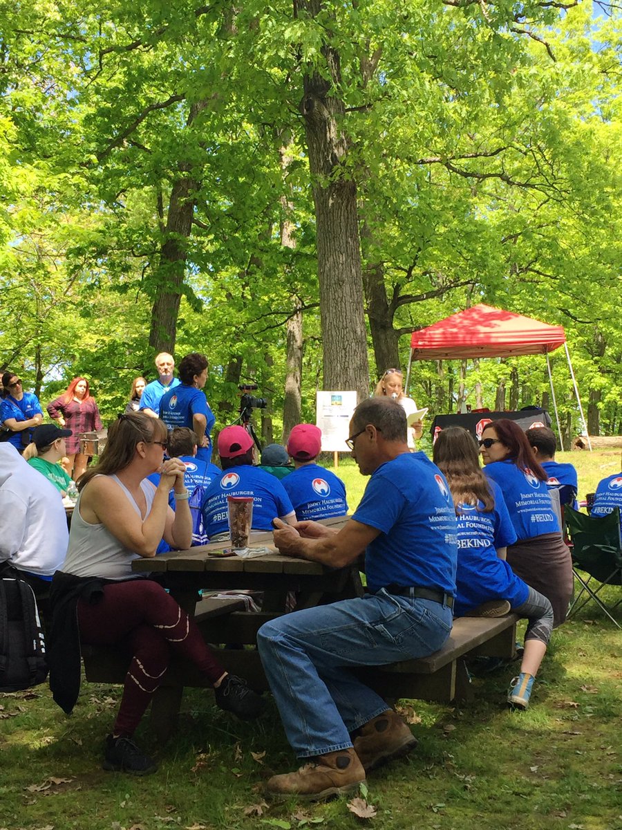 aphersk09's tweet photo. Hike for Hope - Tallman State Park #raiseawareness #jimmyhauburgermemorialfoundation #onecommonthread #bekind #bekindtoyourself https://t.co/OeIEWleDfO