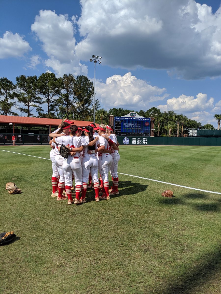 bmo7139's tweet photo. So proud. That's all I got. So incredibly proud 🐾🥎💥 @TerrierSoftball #4millie #bettertogether https://t.co/yW0NMU9mDD