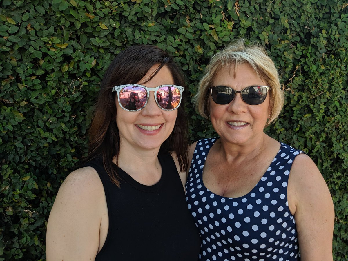HayleyJLarson's tweet photo. Having a great time playing tourist with @janeyafseth & @heidikate1 ππ #visitSavannah #eatsavannah #georgia #visitgeorgia https://t.co/CzNBlaK3RV