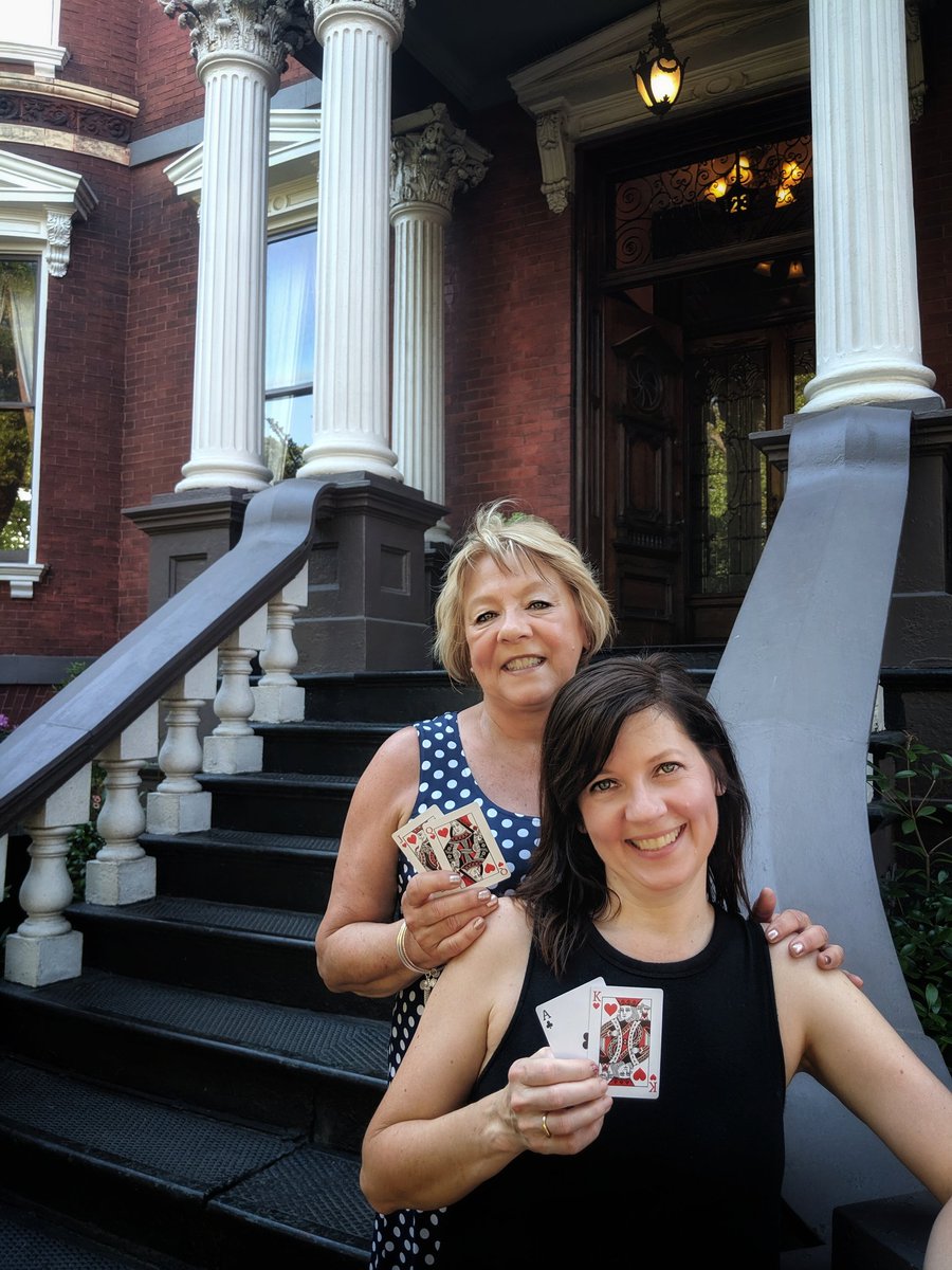HayleyJLarson's tweet photo. Having a great time playing tourist with @janeyafseth & @heidikate1 ππ #visitSavannah #eatsavannah #georgia #visitgeorgia https://t.co/CzNBlaK3RV