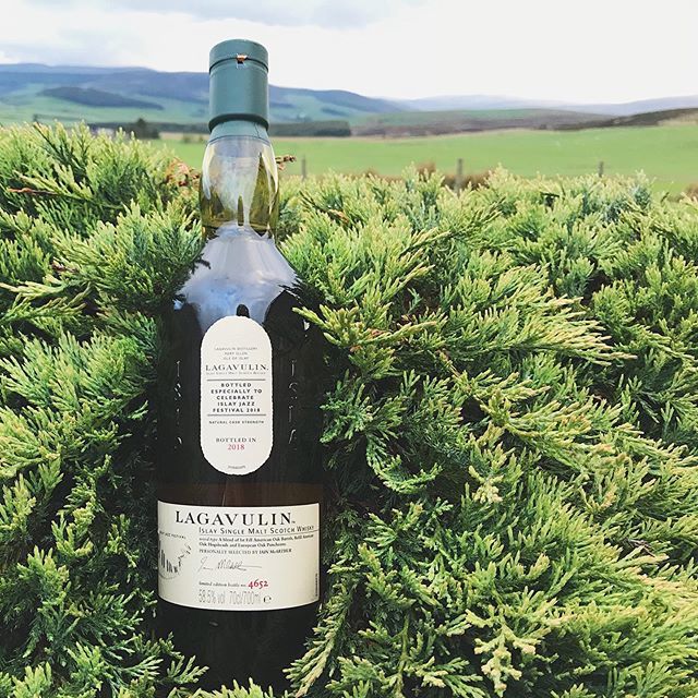 WhiskyRebels's tweet photo. In celebration of #WorldWhiskyDay we find ourselves in the heart of Speyside (with Glenlivet in the distant background) about to crack an Islay monster - Lagavulin Jazz 2018 at 58.5% 👌 https://t.co/Bui0jxrE1I