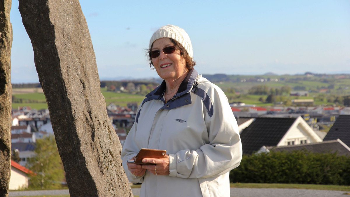 Ragnhild (80) er overlegen i topptur-konkurranse dlvr.it/R4z1Ky