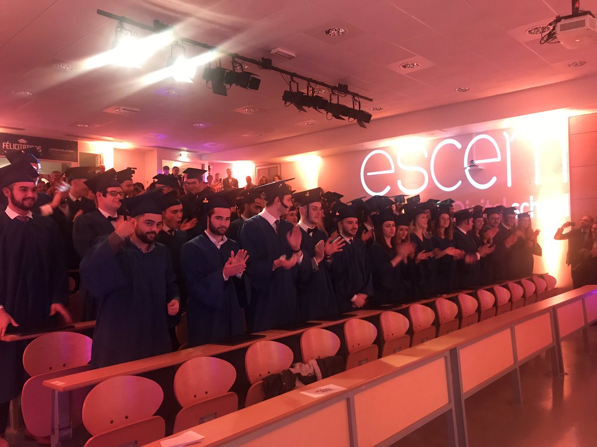 vincentsalimon's tweet photo. Un plaisir d avoir accompagné la cérémonie de remise des diplômes de la promo. 2018 de @ESCEM_EcoleSup. Ces talents st prêts p/ accompagner le dvpt de nos affaires. Ts mes souhaits de #réussite à l ensemble des étudiants ! Bravo à @abscheidt_ASA &amp; tte l équipe pour votre action. https://t.co/CIrzJteO1v