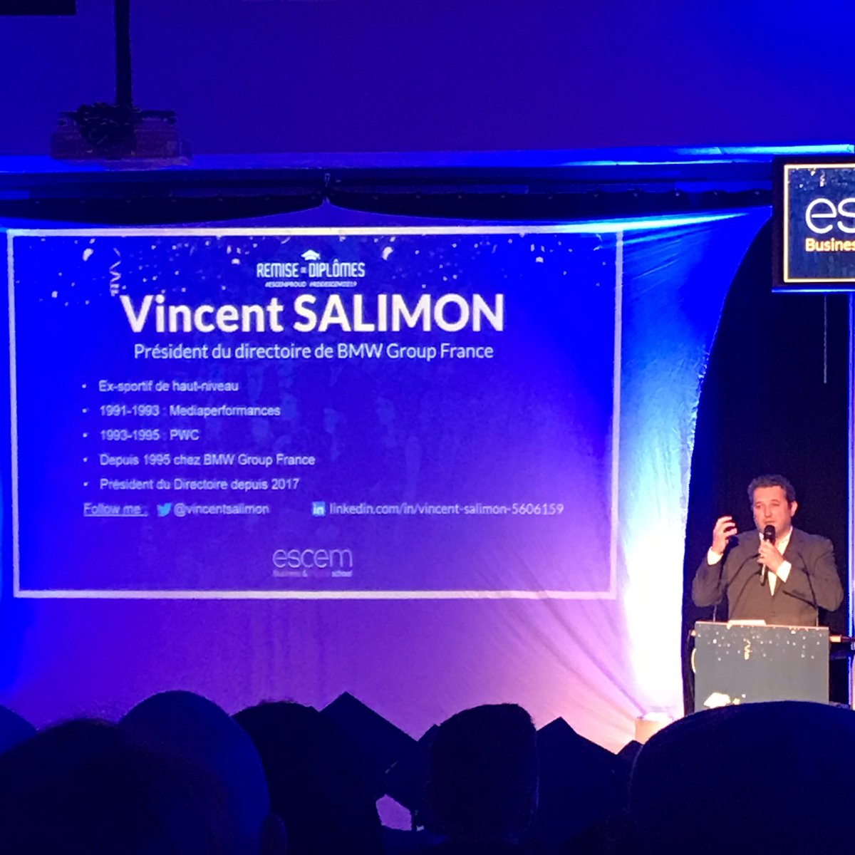 vincentsalimon's tweet photo. Un plaisir d avoir accompagné la cérémonie de remise des diplômes de la promo. 2018 de @ESCEM_EcoleSup. Ces talents st prêts p/ accompagner le dvpt de nos affaires. Ts mes souhaits de #réussite à l ensemble des étudiants ! Bravo à @abscheidt_ASA &amp; tte l équipe pour votre action. https://t.co/CIrzJteO1v