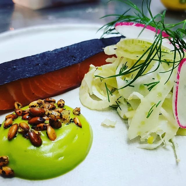 Cured salmon with seaweed, dill emulsion, fennel and radish salad @deanesmeatlocker . Simply stunning <a href="/eightysevens/">THIRD</a> ! #lovedeanes #clean #seasonal #greatflavours😀 bit.ly/2YIjs7p