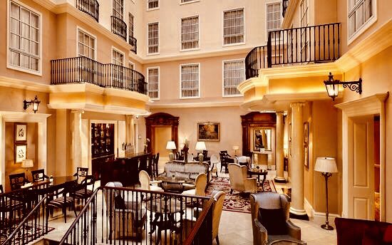 SusieSheilSEA's tweet photo. A surprise ☘️#IrishWelcome tonight in the stunning #Westin #Atrium for our Russian FAM guests with @GoodCauseTravel @TheWestinDublin @DanceKlix @seagency1 ThankU @Lorna_Hennebry for looking after our #PopUpDancers https://t.co/VMRZbCNZ8I