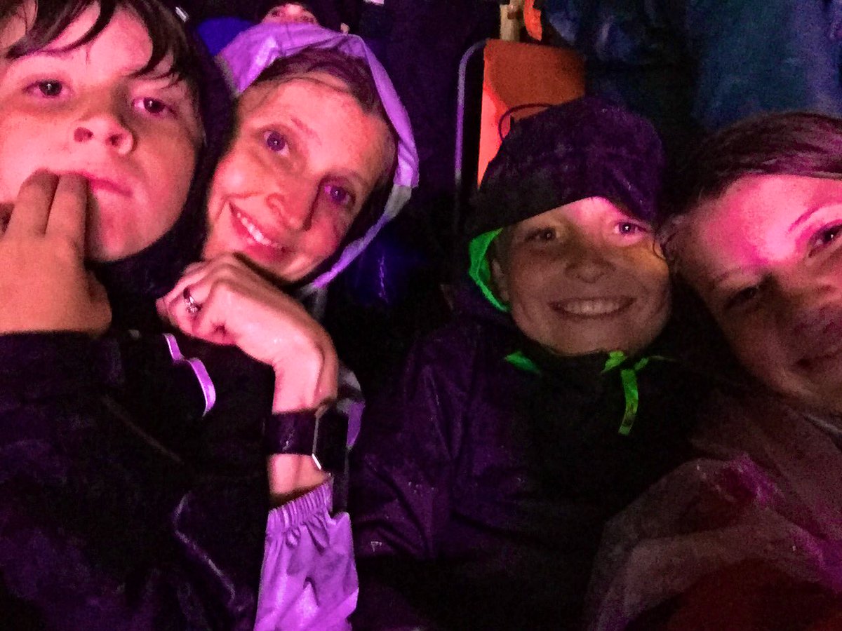 AcrowsBritt's tweet photo. @kevinschatell Any chance we can get a re-do and see ThomasRhett on the Plaza?? Saw him in Nashville and it poured!! I’d be the coolest mom ever! Please!!! https://t.co/EZzLMD0kNE