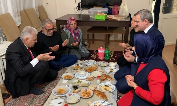 Resmi Twitter'da görüntüle