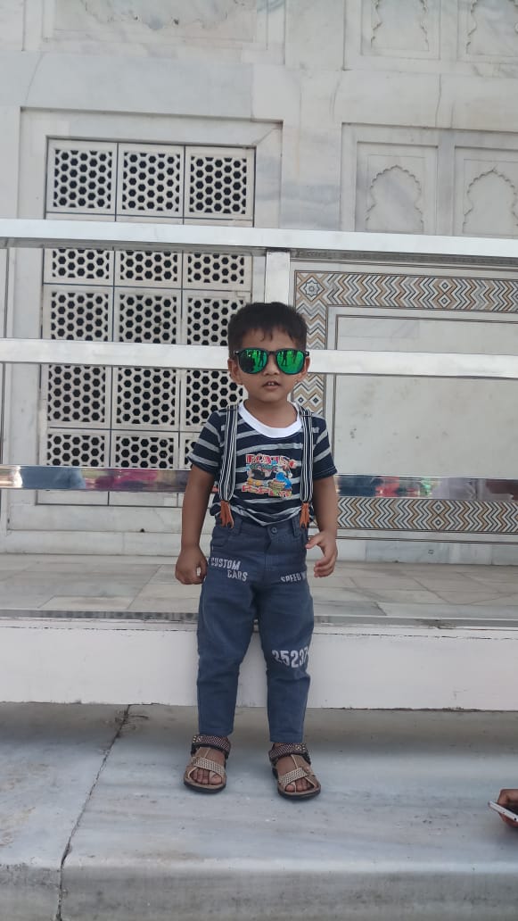 Syedroshi3's tweet photo. #miss u my jaan https://t.co/7o4w3rPJen
