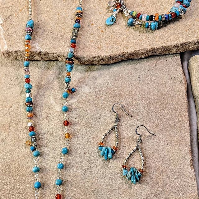 lacotucson's tweet image. Reposting @saint_dame 
This is the last chance for the &quot;travel colors&quot; collection at @oldtownartisans! The new exclusive collection &quot;oceans and deserts&quot; will be there May 24th! Stay tuned!!!
#saintdame #oldtownartisans #tucsondesigner #tucson #independentdesigner #localbusin…