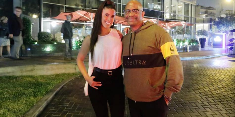 Peru_Noticias's tweet photo. ¡Indignado! Productor de Yahaira Plasencia negó haber sido contratado por Jefferson Farfán El también productor de Maluma respondió a especulaciones que aseguraban que fue contratado por el fubolista como regalo ante un supuesto retorno c... https://t.co/7tbwwzTM3Y #PerúNoticias https://t.co/sDIVx11JCj