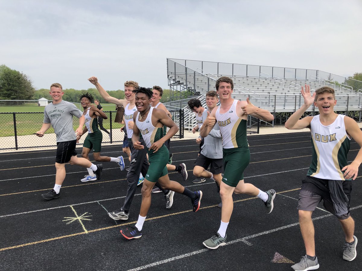 duxctrack's tweet photo. Regional Champions!! #GODUX https://t.co/6Yecuac2Mw