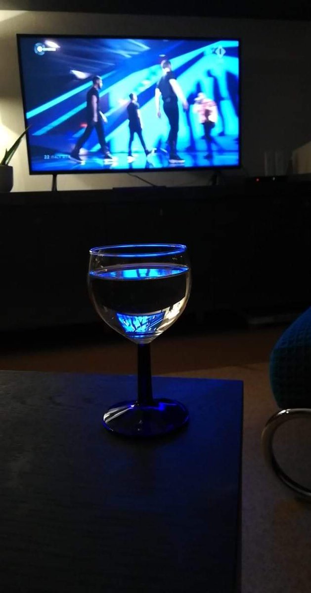 Sommige liedjes vragen om een flinke 🍷#ita #Eurovision2019 #esf19 #Songfestival