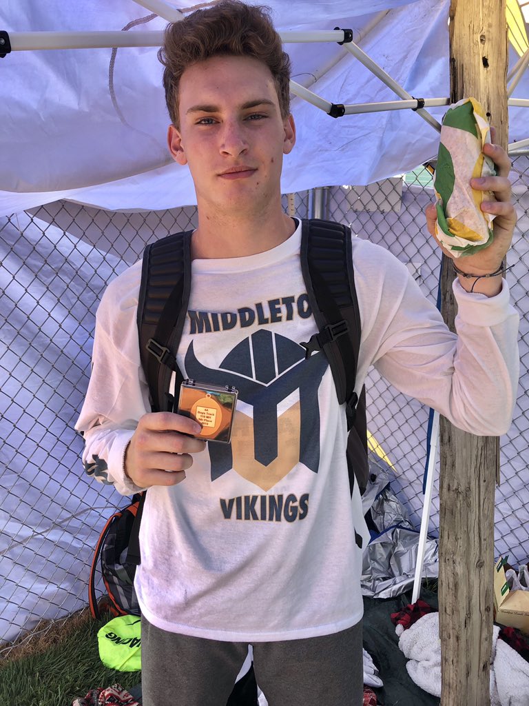 MiddletonTnF's tweet photo. Mason Nichols gets 5th place and a @SUBWAY sandwich in the 110 Highs! https://t.co/WrUGQCUQ5V