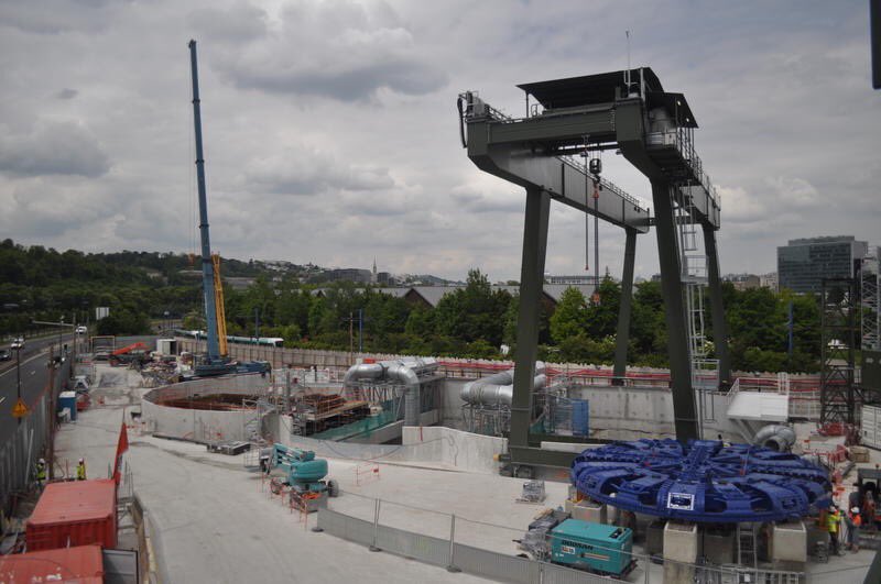 LaClace's tweet photo. .#L15SUDT3A #GrandParisExpress : roue de coupe du #tunnelier sur l’emprise OA13, Pont de Sèvres #herrenknecht #ingerop https://t.co/lSs9wOvnFU