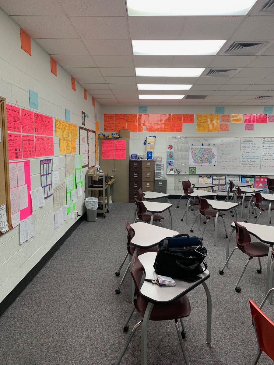 Doctor_Math's tweet photo. After I took down the #ISASP paper, many kids asked if I got new lights or something. It’s so bright in my room we almost need 🕶 #Iteachmath #mtbos #iowamath https://t.co/9eP2IGuJDH