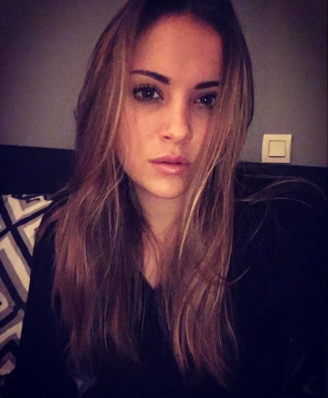 SalopeJulia's tweet photo. Cum on my friend please she needs it #cum #cumtributeِ #cocktribute #wanktribute #hot #horny #ass #fuckme https://t.co/ti6hLvgOCX