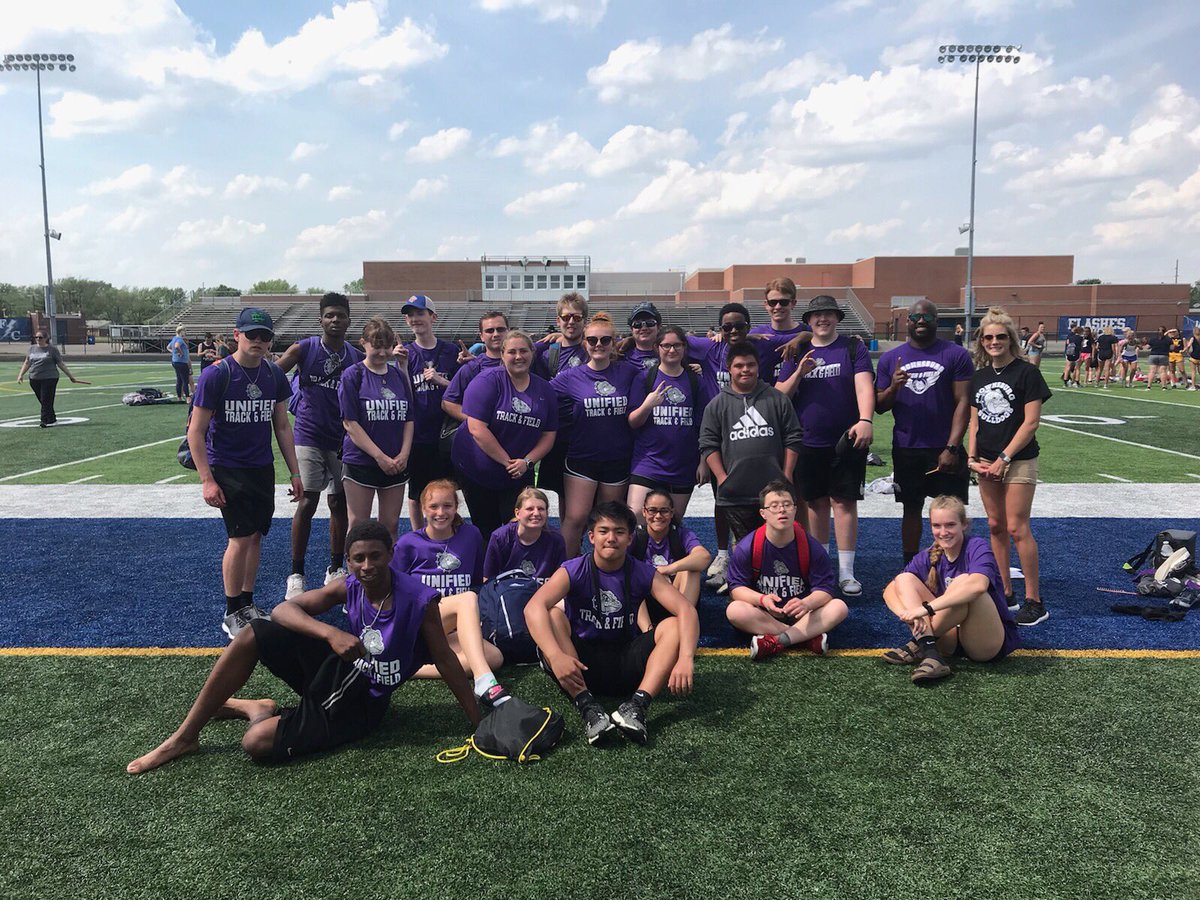 Brownsburg advances to Regional! Next week! Great job to all those who participated! 1 step away from State.