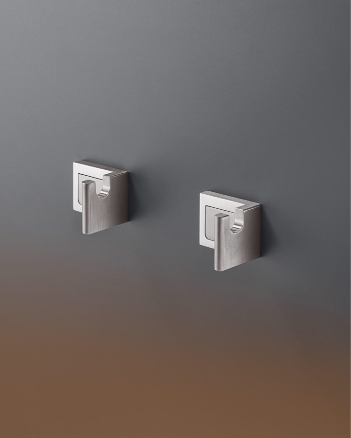 Dünya’dan... #Ceadesign #BanyoAskılık #Robehook #Italy