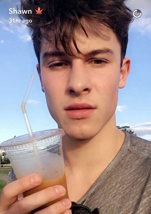 Shawn Mendes (@shawnmrol) on Twitter photo 
