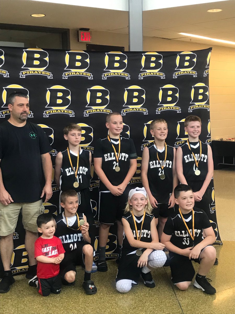 KyleFaulkner61's tweet photo. Berea aau classic champions https://t.co/hC2OFoxjx8