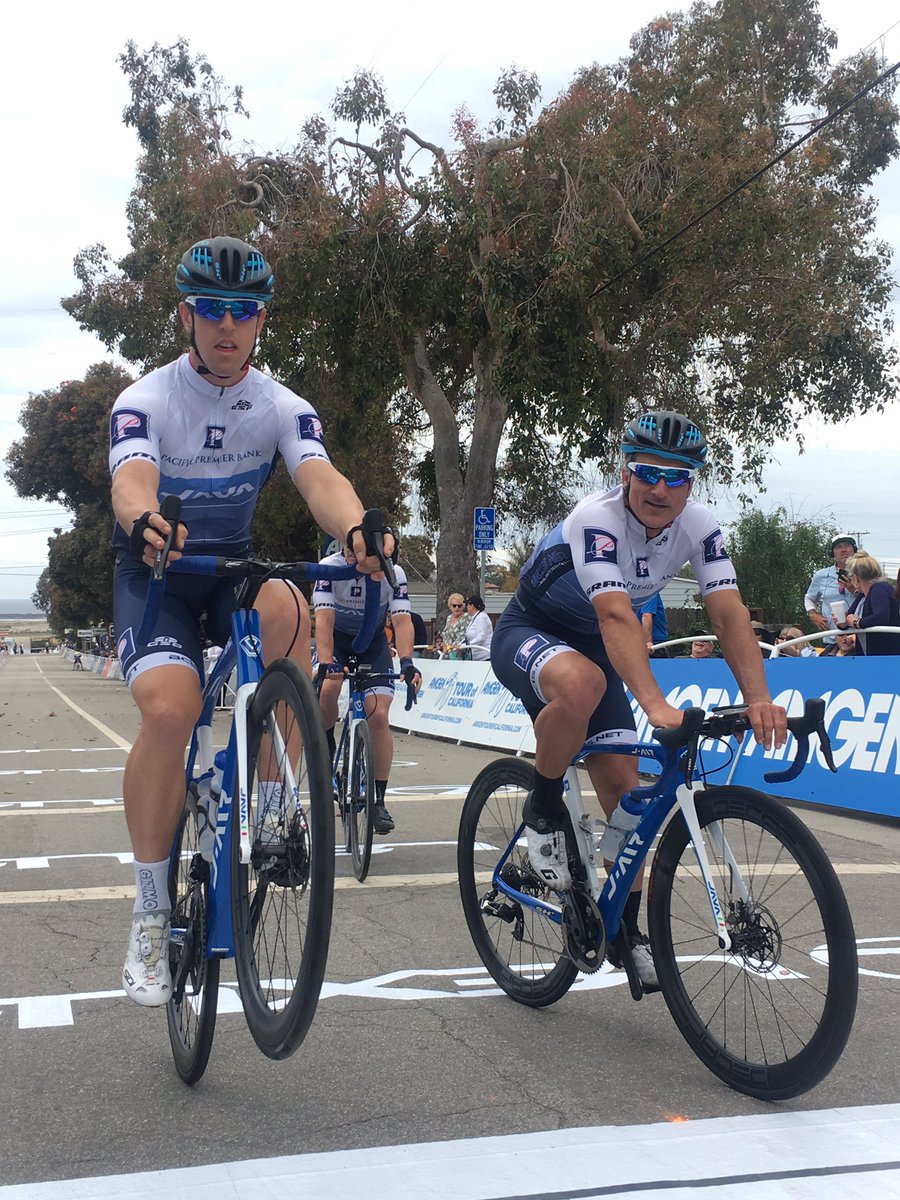 Boys supporting/entertaining @AmgenTOC #pacificpremierbank #javabikes #bcisinsurance #johnnystree #sh_plus #gizmogear #gsgcyclingwear #decafwheels #bikeshoplv #worldbicyclerelief #lizardskinscycling