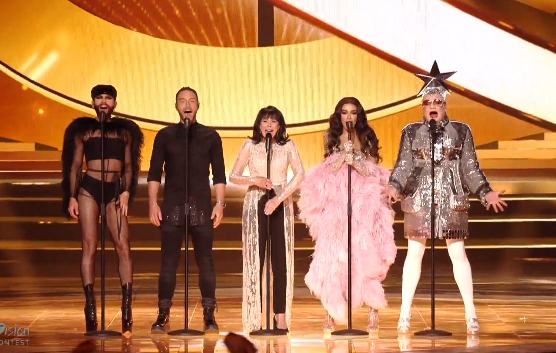 sebalitio's tweet photo. #Eurovision aun estoy tratando de entender esta versión del Mago de Oz https://t.co/c5tyMhp9gV