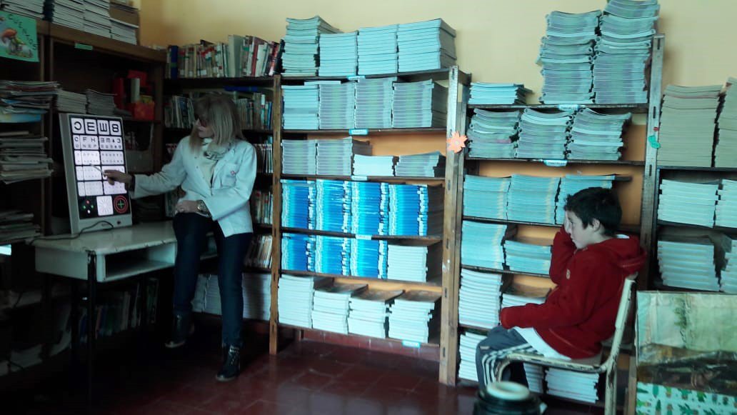 SaludRauch's tweet photo. ▪ #PROSANE 2019
Acompañados por la Asociación de Ayuda al No Vidente y Disminuido Visual realizamos controles de agudeza visual a los niños y niñas de 2º grado de la Escuela Nº 1.
#SaludParaTodos #EnTodasPartes https://t.co/H43cCp70iR