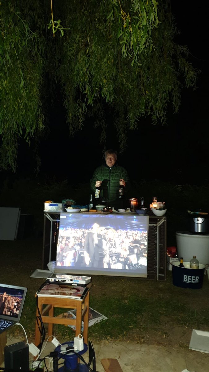 #Eurovision in the garden..brings new meaning to outside broadcast with <a href="/BassettsBriefs/">Simon Bassett</a> @StarQman