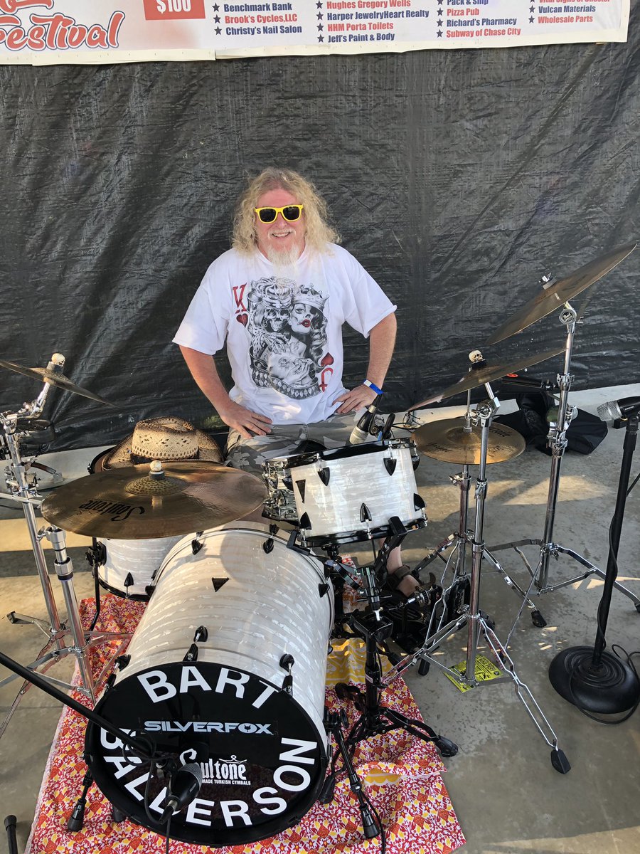 Whiskey Revival tweet media