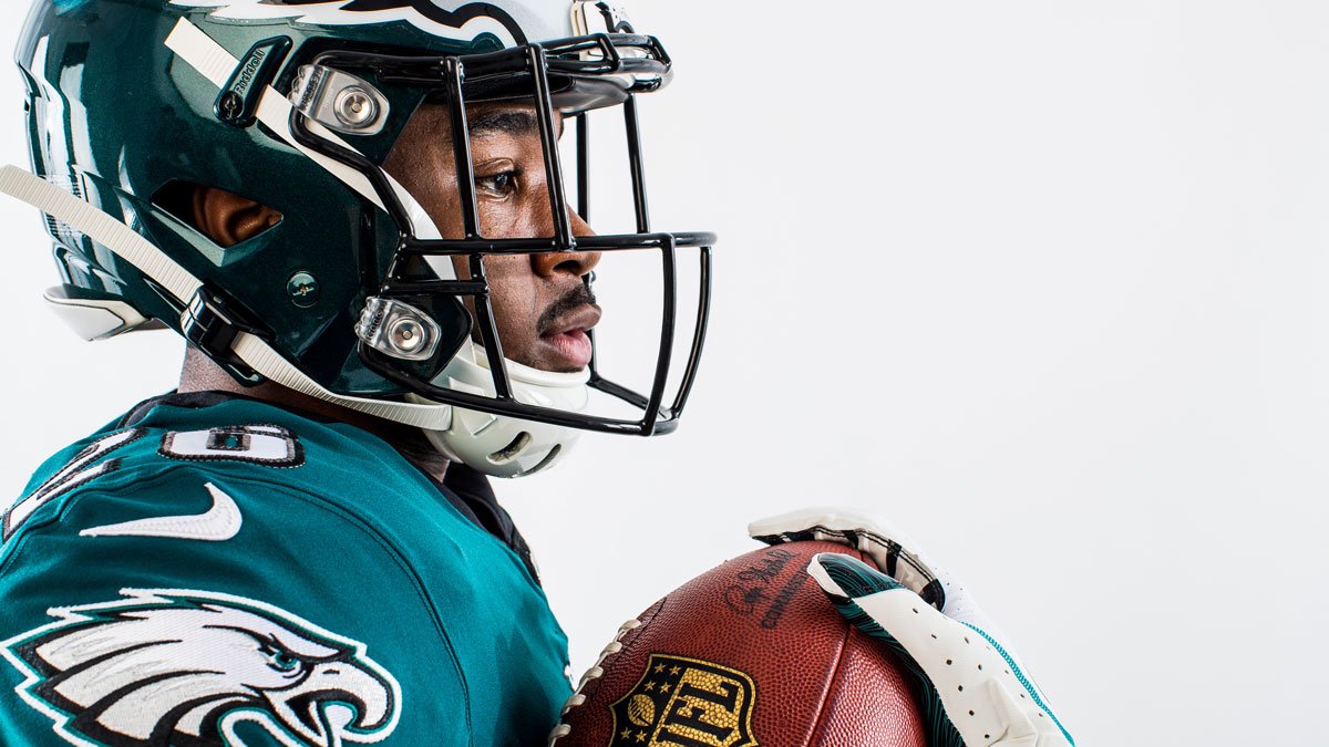 Miles Sanders rockin' his new threads at the NFLPA Rookie Premiere 🔥

📸: Ben Liebenberg/NFL

#FlyEaglesFly